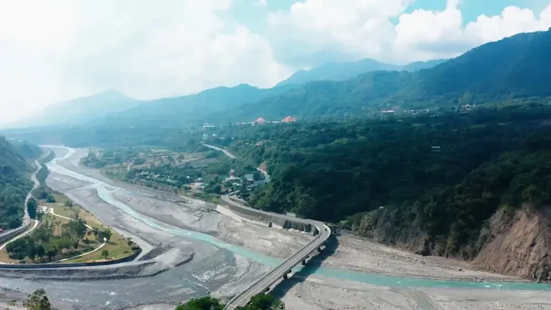 《行旅六龜．看見山城》小林賢伍系列影片 影片畫面